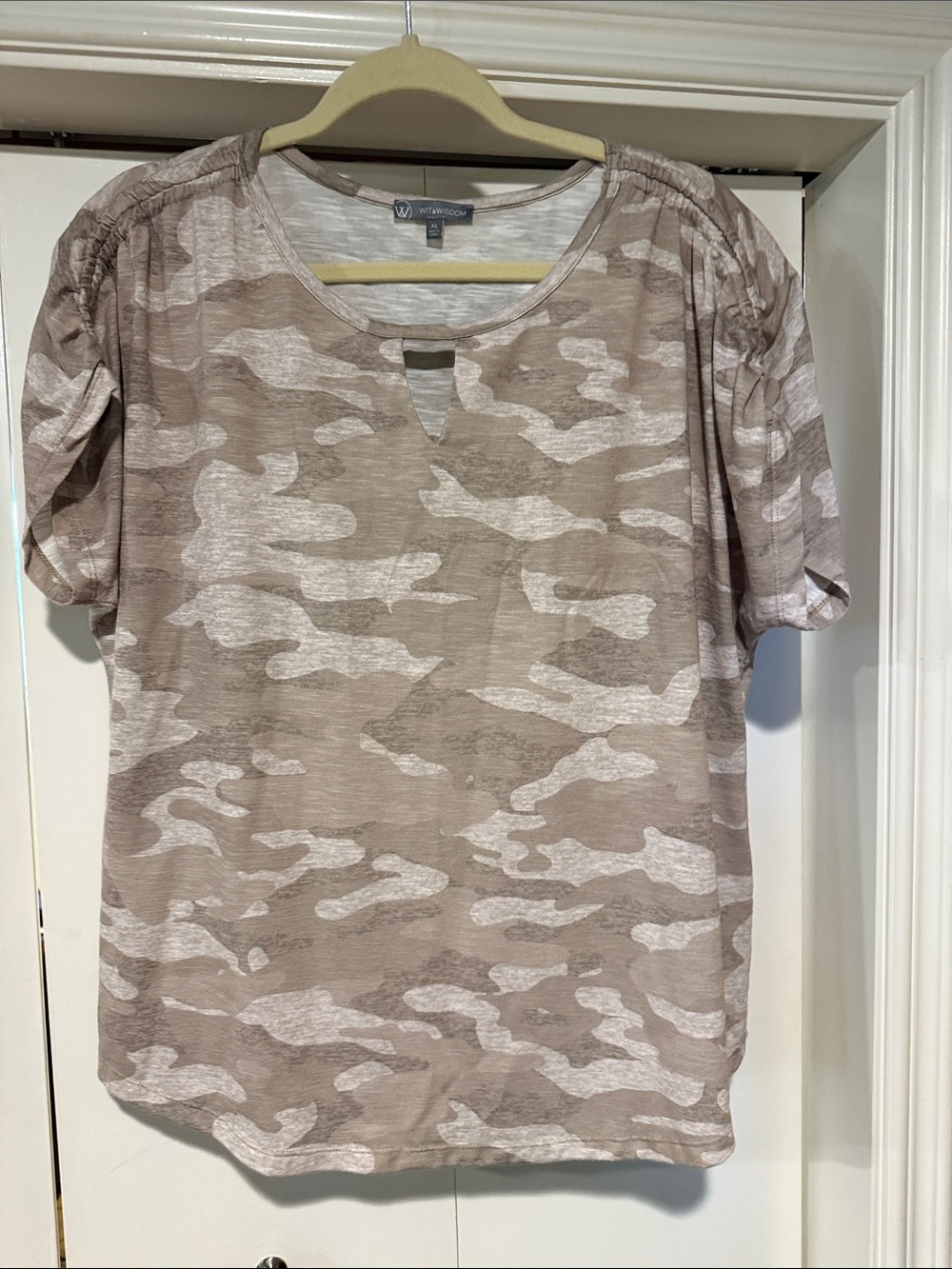 Wit & Wisdom Beige Taupe Camo Short Sleeve Keyhole Top